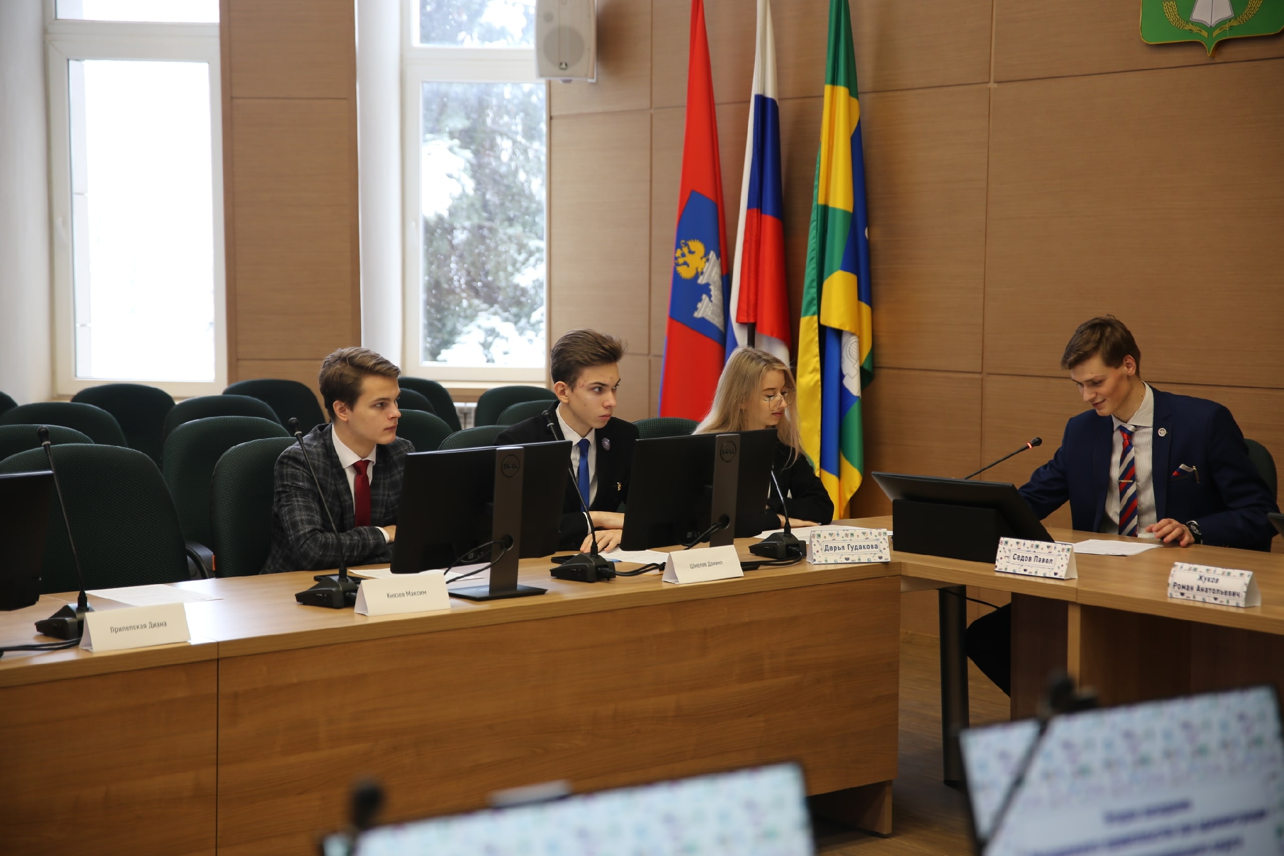 Сегодня прошло 2-е заседание Молодёжного правительства при администрации Орловского муниципального округа Орловской области.